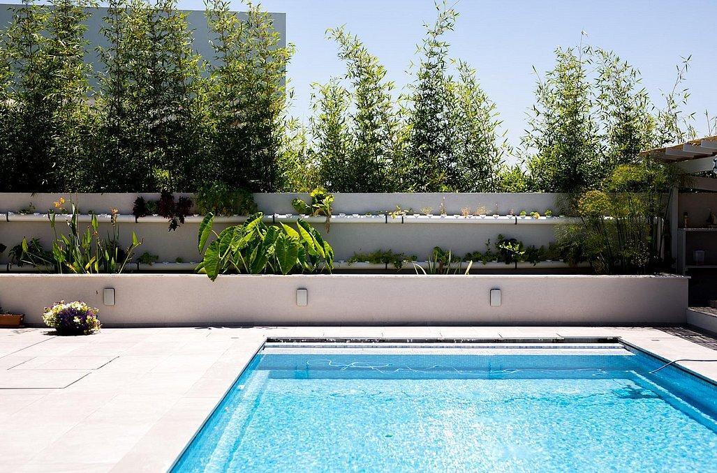 וילה נוי מרכז  2  נופש - וי פור ויקיישן - V for Vacation