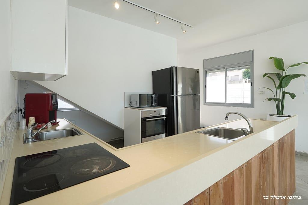 וילה דקל כחול צפון  15  נופש - וי פור ויקיישן - V for Vacation