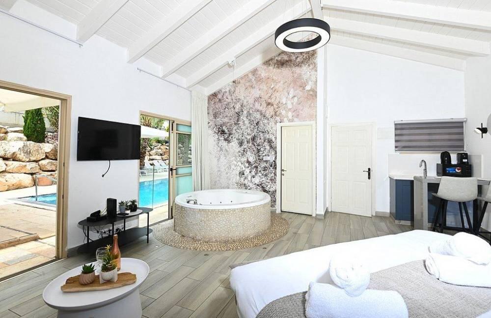 אחוזת לירי ריזורט צפון  13  נופש - וי פור ויקיישן - V for Vacation