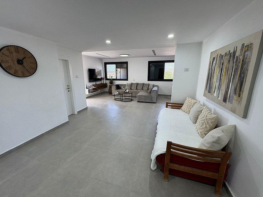 וילה אלמה מרכז  29  נופש - וי פור ויקיישן - V for Vacation