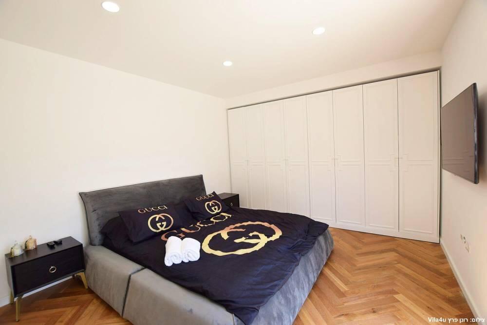 אחוזת yoli איוונטס מרכז  12  לופט 4 יו