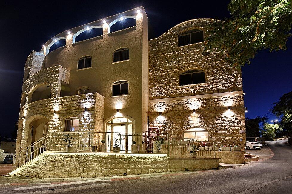 מלון רומנו צפון  24  נופש - וי פור ויקיישן - V for Vacation