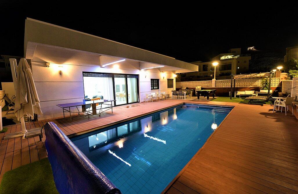 וילה ונציה דרום  2  נופש - וי פור ויקיישן - V for Vacation