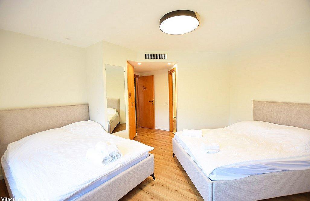 וילת לוטוס השרון מרכז  11  נופש - וי פור ויקיישן - V for Vacation