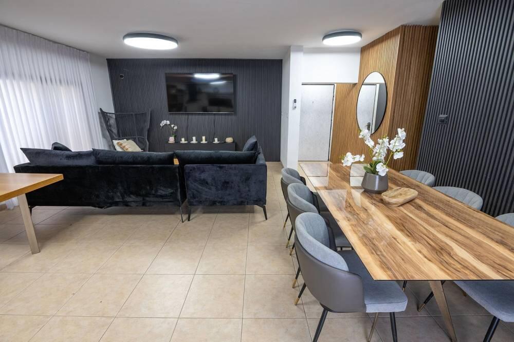 וילה פלואלס בוטיק צפון  10  נופש - וי פור ויקיישן - V for Vacation