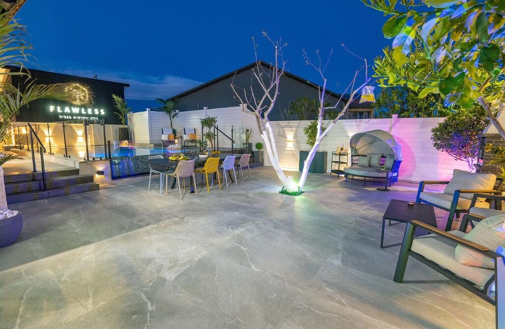 וילה פלואלס בוטיק צפון  18  נופש - וי פור ויקיישן - V for Vacation