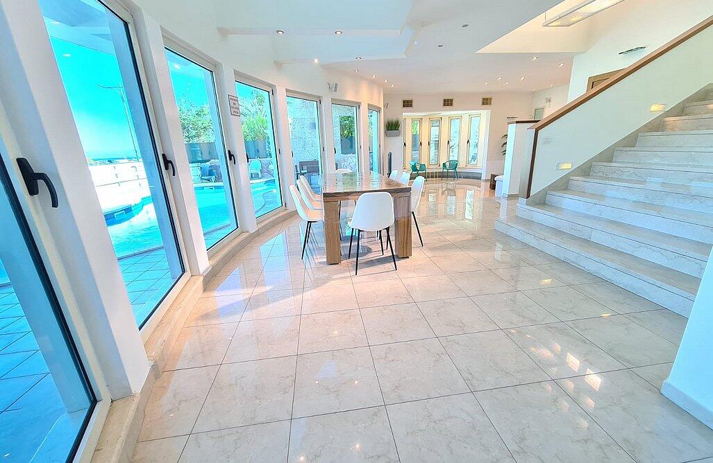 וילה מול ים אילת דרום  5  נופש - וי פור ויקיישן - V for Vacation