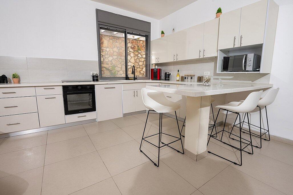 אחוזת לב הארי צפון  25  נופש - וי פור ויקיישן - V for Vacation