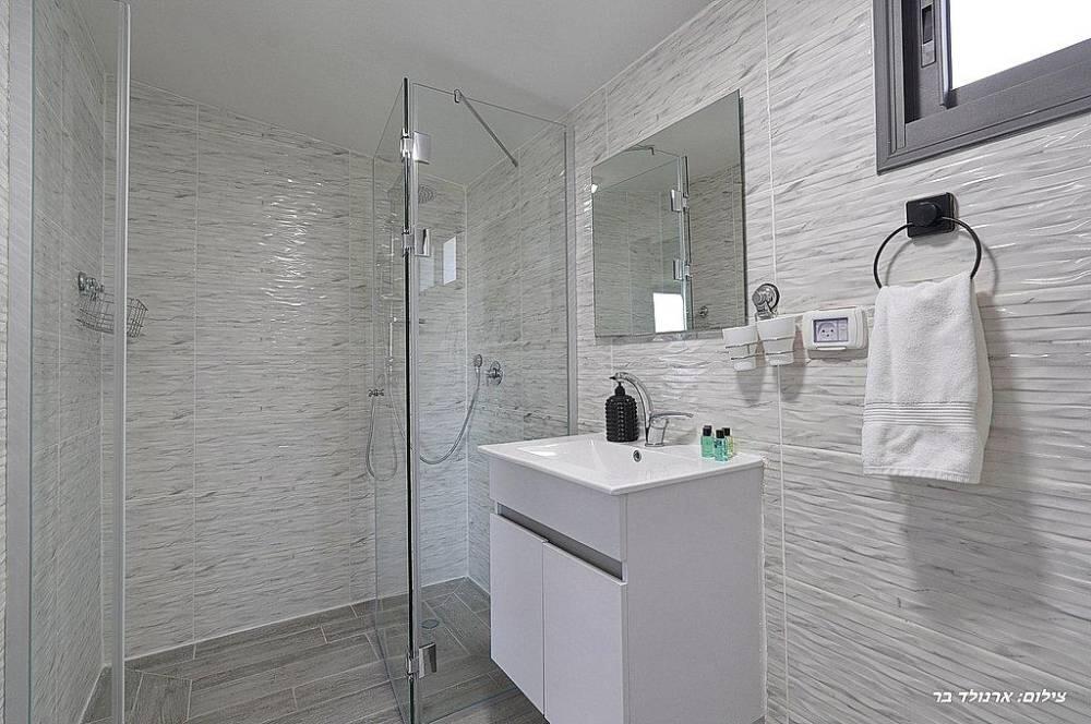 אחוזת אורפז צפון  41  נופש - וי פור ויקיישן - V for Vacation