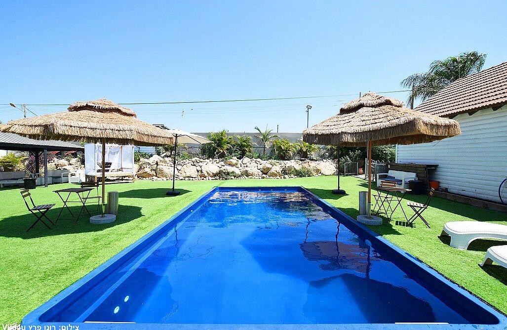 אחוזת קנה הבושם מרכז  2  נופש - וי פור ויקיישן - V for Vacation