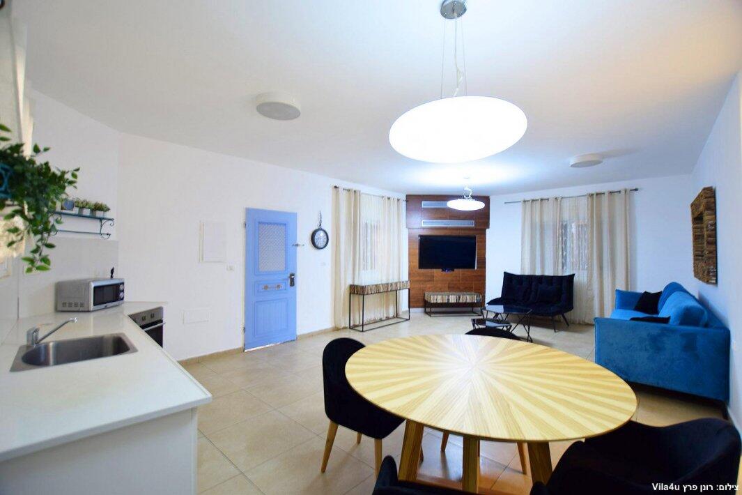 וילה גלי מרכז  8  נופש - וי פור ויקיישן - V for Vacation