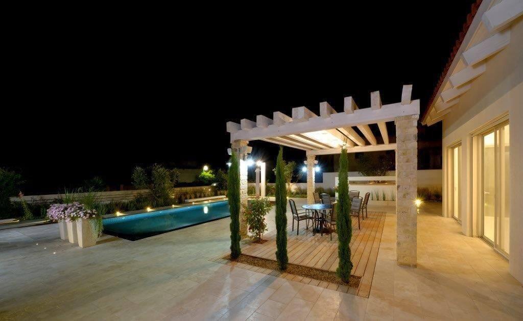 וילה שירי מרכז  9  נופש - וי פור ויקיישן - V for Vacation