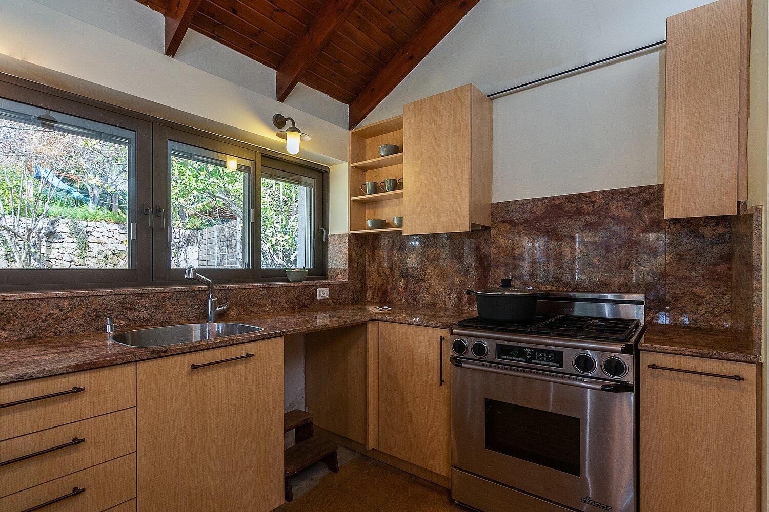 וילה בית זית מרכז  9  נופש - וי פור ויקיישן - V for Vacation