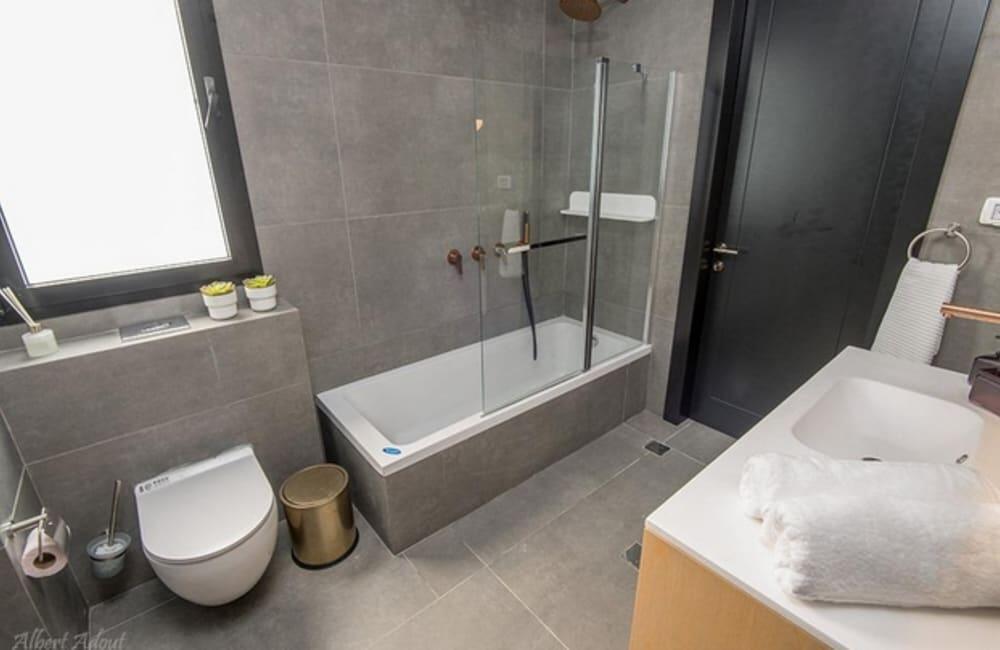 ארכיטקט ביץ האוס מרכז  11  נופש - וי פור ויקיישן - V for Vacation