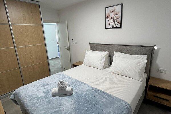 לואיס בוטיק דרום  10  נופש - וי פור ויקיישן - V for Vacation