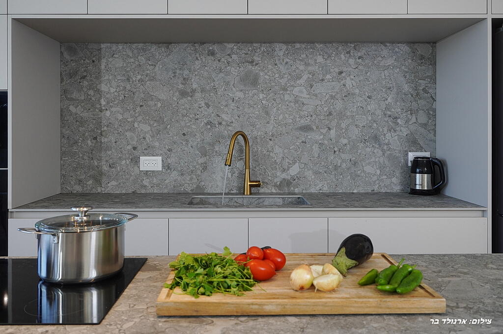 וילה סירקל – Villa Circle צפון  17  נופש - וי פור ויקיישן - V for Vacation