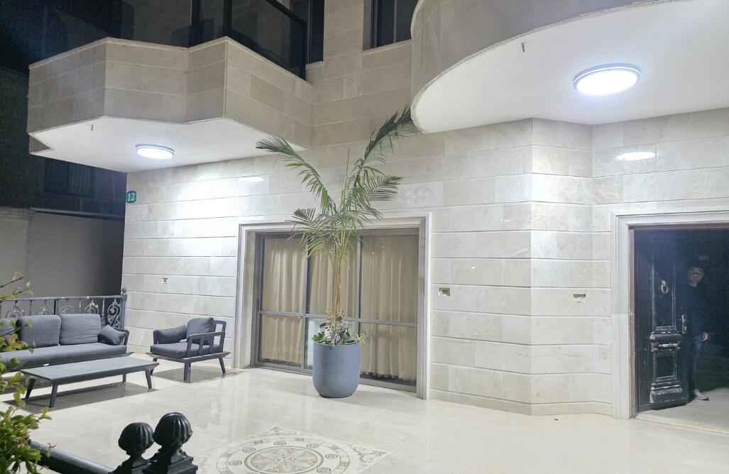 וילה קינג בוטיק צפון  18  נופש - וי פור ויקיישן - V for Vacation