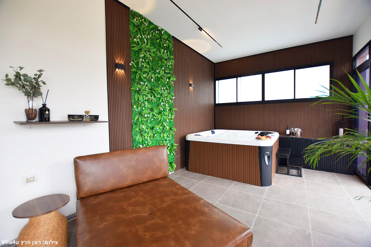 תאירה סוויט צפון  28  נופש - וי פור ויקיישן - V for Vacation