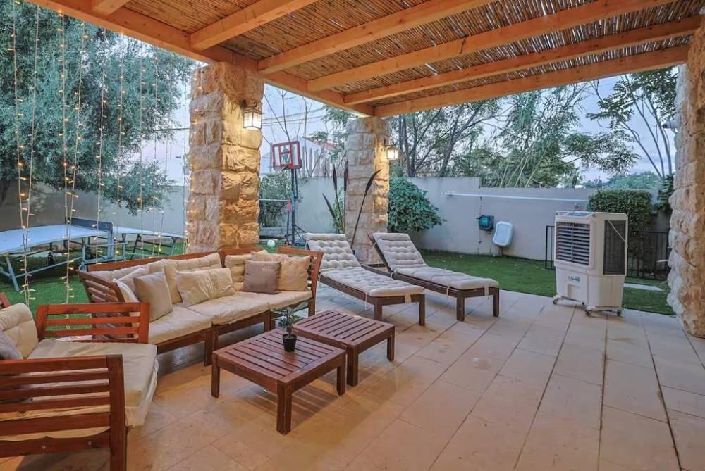אחוזת בלו ביי נתניה - Blue Bay Mansion מרכז  8  נופש - וי פור ויקיישן - V for Vacation
