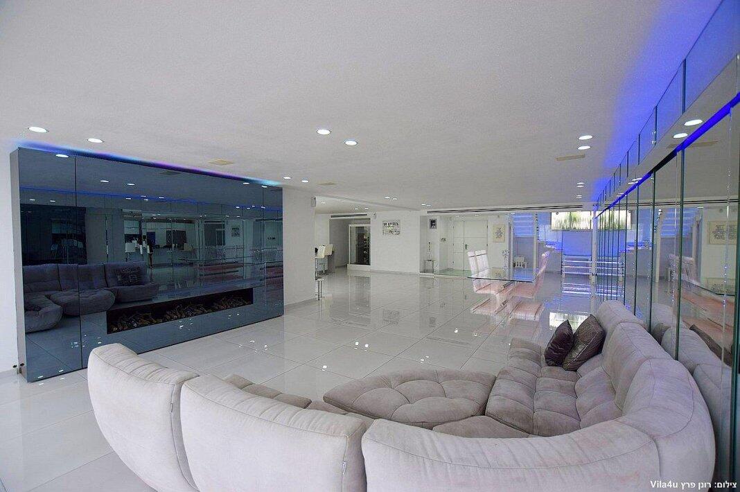 וילה בנגמין על הים מרכז  25  נופש - וי פור ויקיישן - V for Vacation