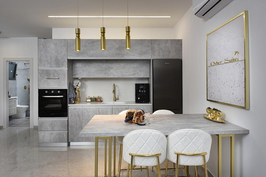 סוויטת האושר צפון  9  נופש - וי פור ויקיישן - V for Vacation