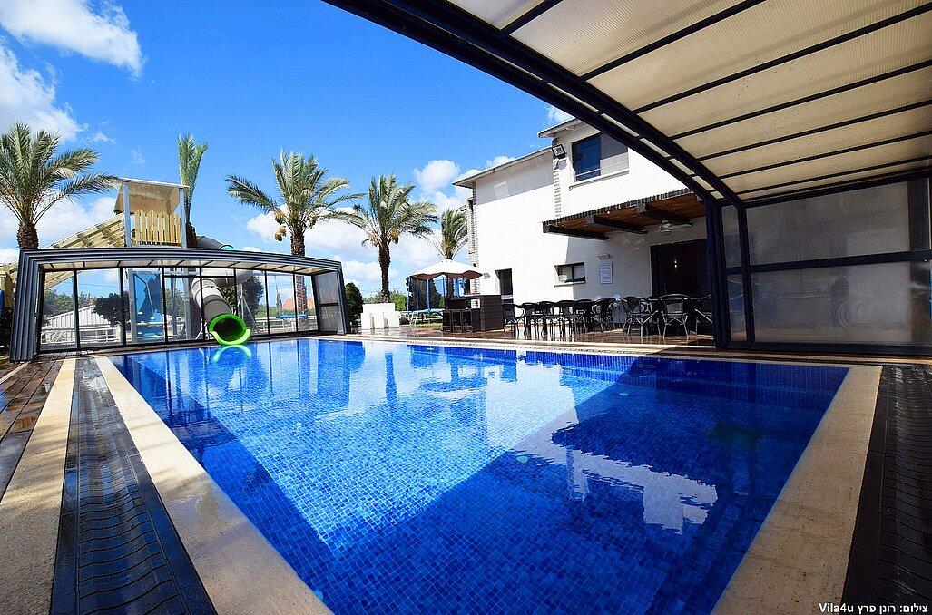 וילה קאסה רויאל צפון  3  נופש - וי פור ויקיישן - V for Vacation