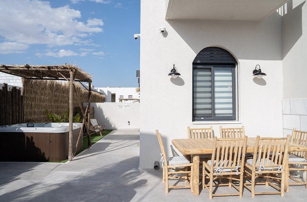 אלה סאן - וילה שיטה דרום  17  נופש - וי פור ויקיישן - V for Vacation