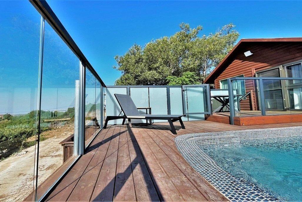 רפאל בכרם צפון  26  נופש - וי פור ויקיישן - V for Vacation