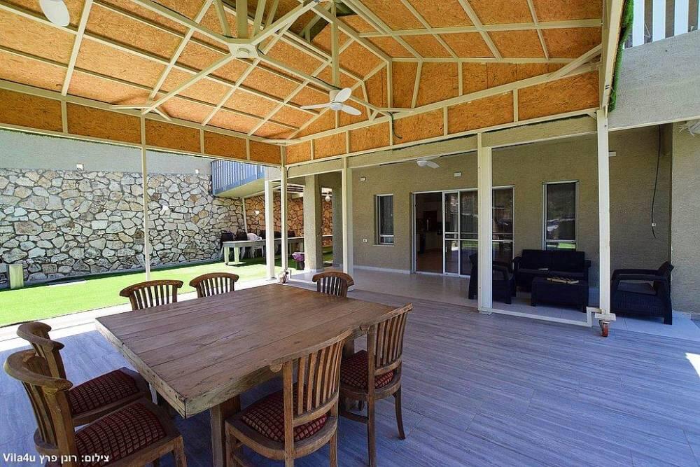 וילה מול הצדיק פקיעין צפון  12  נופש - וי פור ויקיישן - V for Vacation