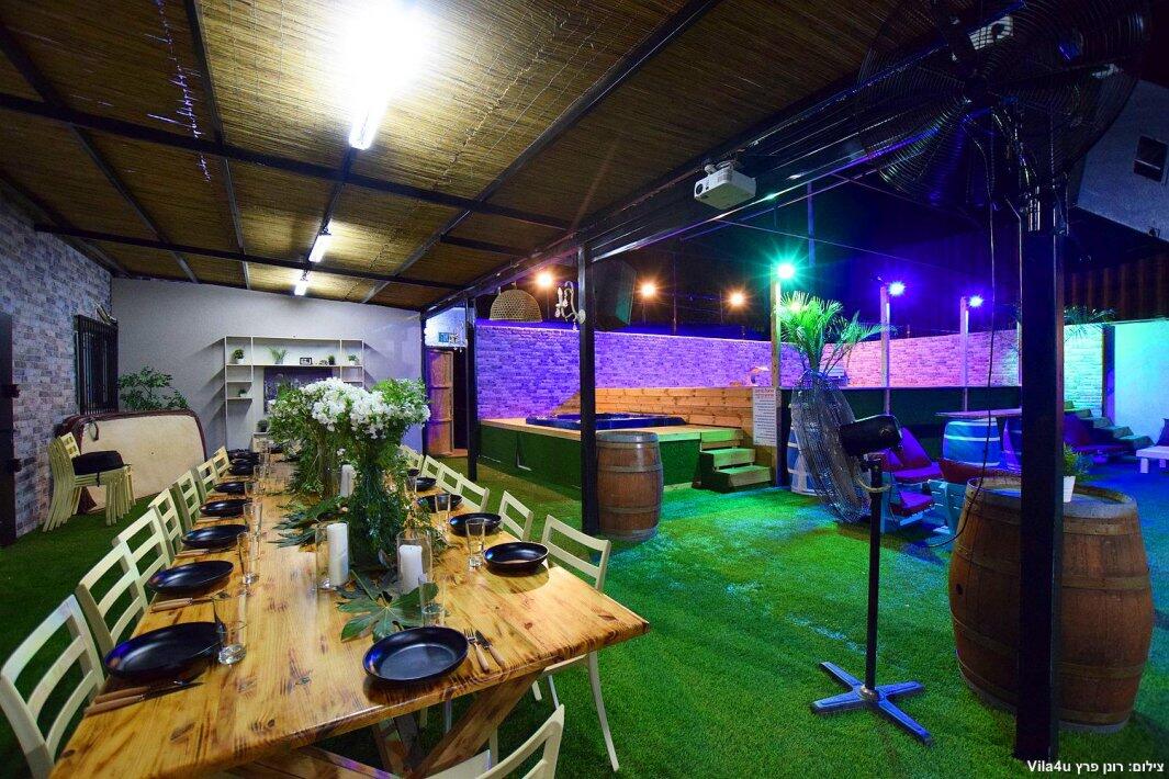 אופוריה נתניה מרכז  19  נופש - וי פור ויקיישן - V for Vacation