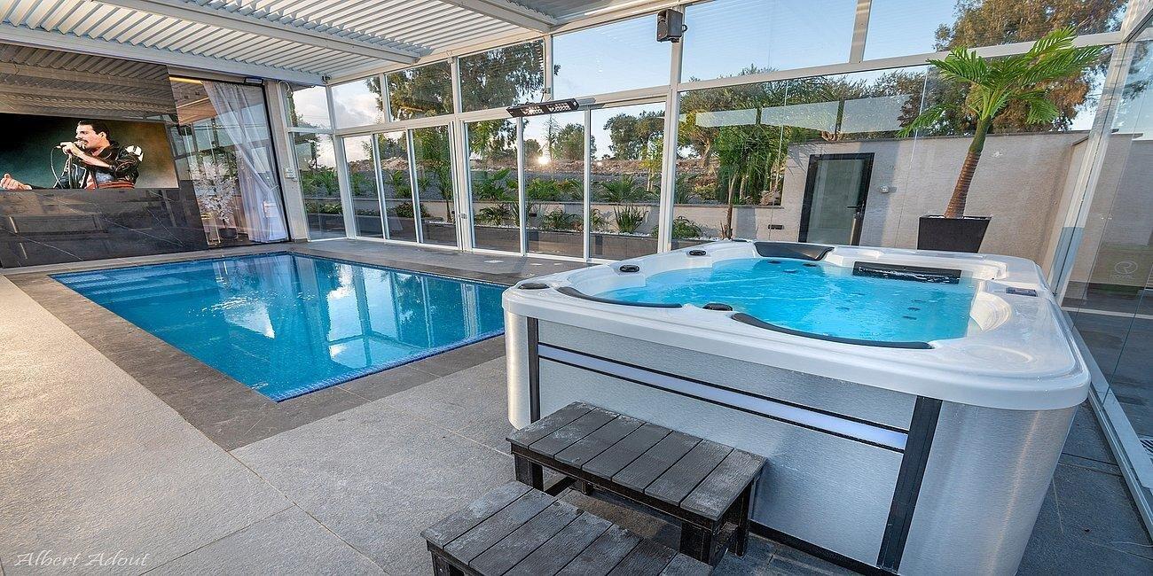 סוויטת אריה - ARIA צפון  17  נופש - וי פור ויקיישן - V for Vacation