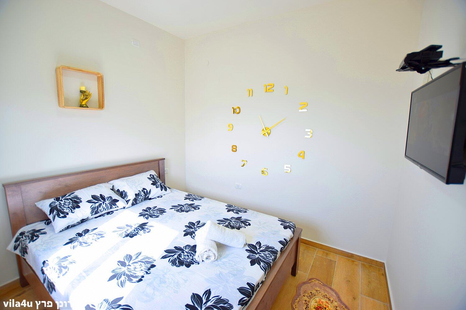 אחוזה בבוסתן צפון  19  נופש - וי פור ויקיישן - V for Vacation