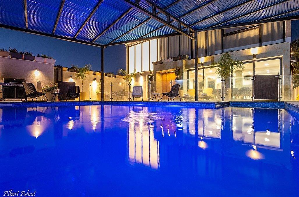 מתחם אירוח אודט צפון  19  נופש - וי פור ויקיישן - V for Vacation