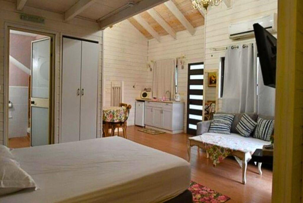 אחוזת שלמה צפון  24  נופש - וי פור ויקיישן - V for Vacation