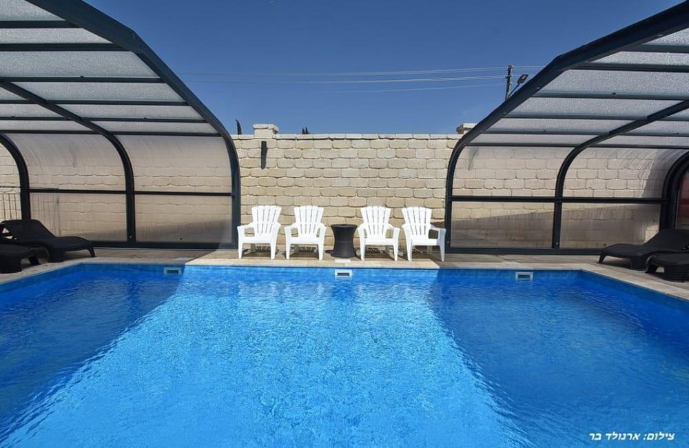 אחוזת אמור צפון  24  נופש - וי פור ויקיישן - V for Vacation