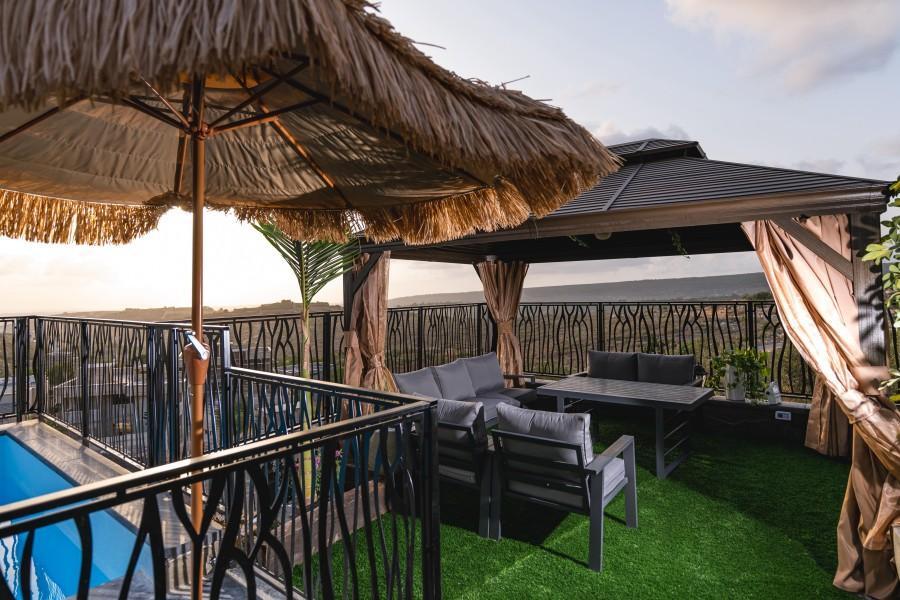 סוויטות על הפסגה צפון  6  נופש - וי פור ויקיישן - V for Vacation