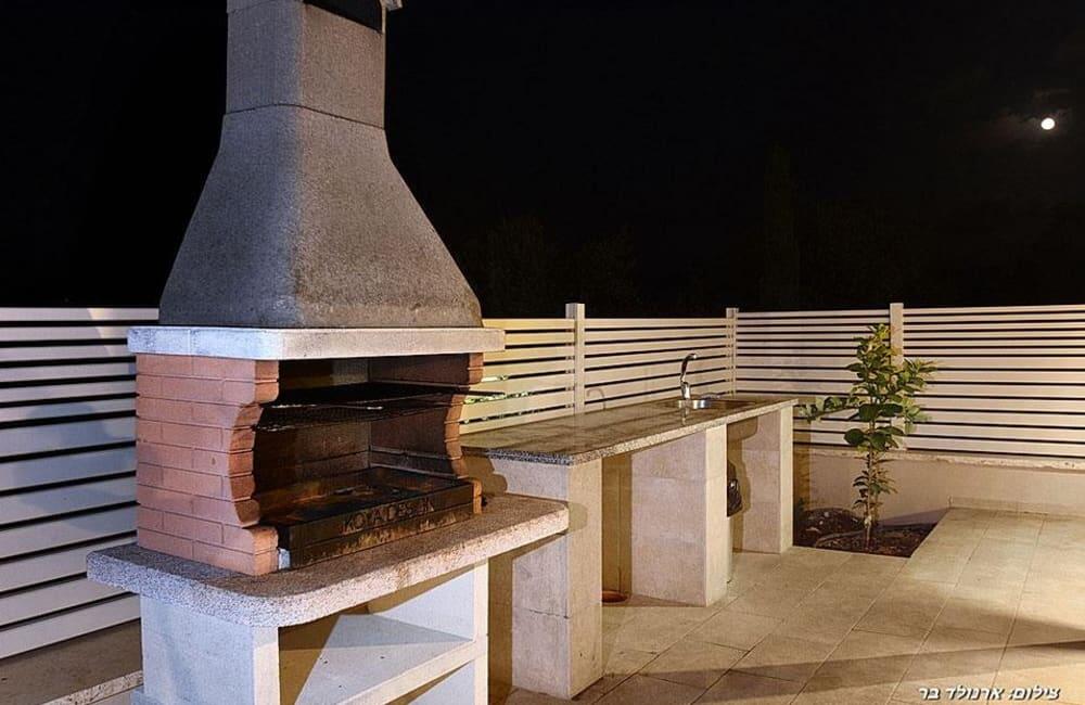 וילה אורכידאה צפון  8  נופש - וי פור ויקיישן - V for Vacation