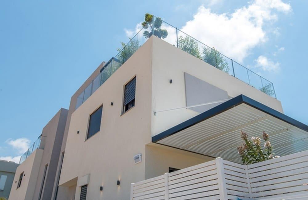 ארכיטקט ביץ האוס מרכז  35  נופש - וי פור ויקיישן - V for Vacation