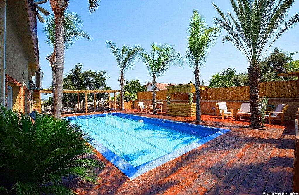 אחוזת ענבי הגפן מרכז  11  נופש - וי פור ויקיישן - V for Vacation