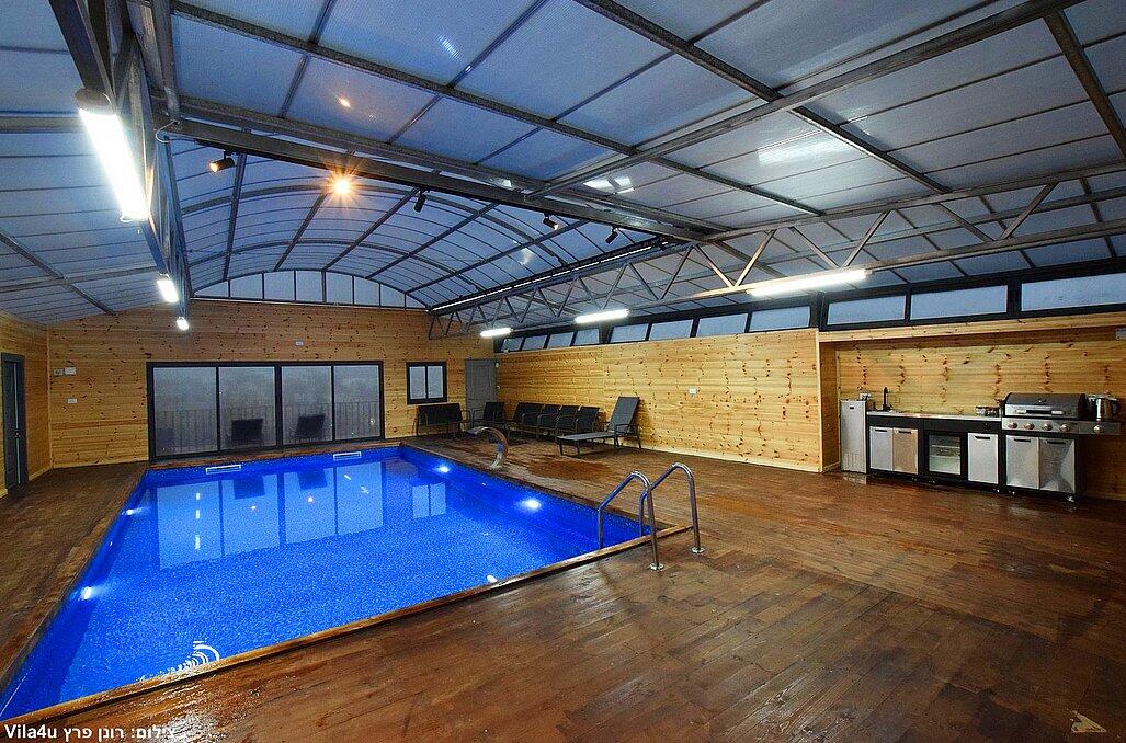 אדם ויליג צפון  13  נופש - וי פור ויקיישן - V for Vacation