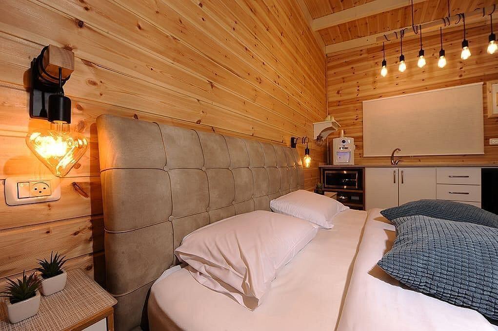 אחוזת אופוריה צפון  15  נופש - וי פור ויקיישן - V for Vacation