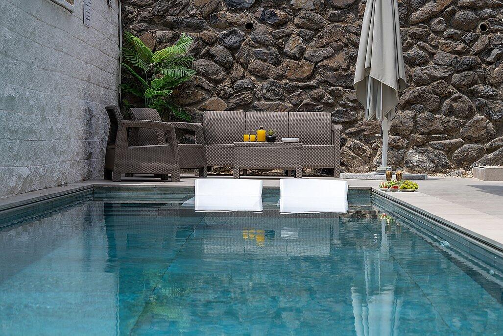 סוויטות הבוסתן הגלילי צפון  30  נופש - וי פור ויקיישן - V for Vacation