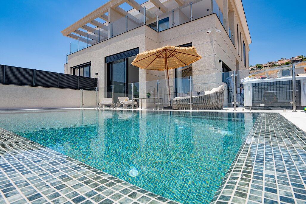 וילה טווינס בוטיק צפון  3  נופש - וי פור ויקיישן - V for Vacation