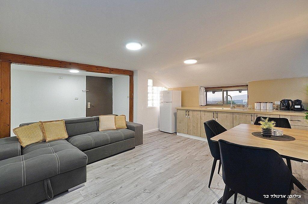 אחוזת הלל צפון  47  נופש - וי פור ויקיישן - V for Vacation