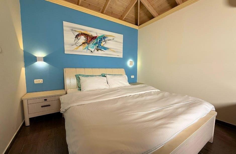 צימרים בצל האלון צפון  11  נופש - וי פור ויקיישן - V for Vacation