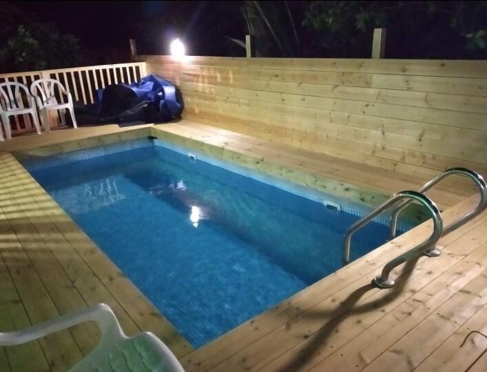 סוויטות שחור לבן צפון  2  נופש - וי פור ויקיישן - V for Vacation