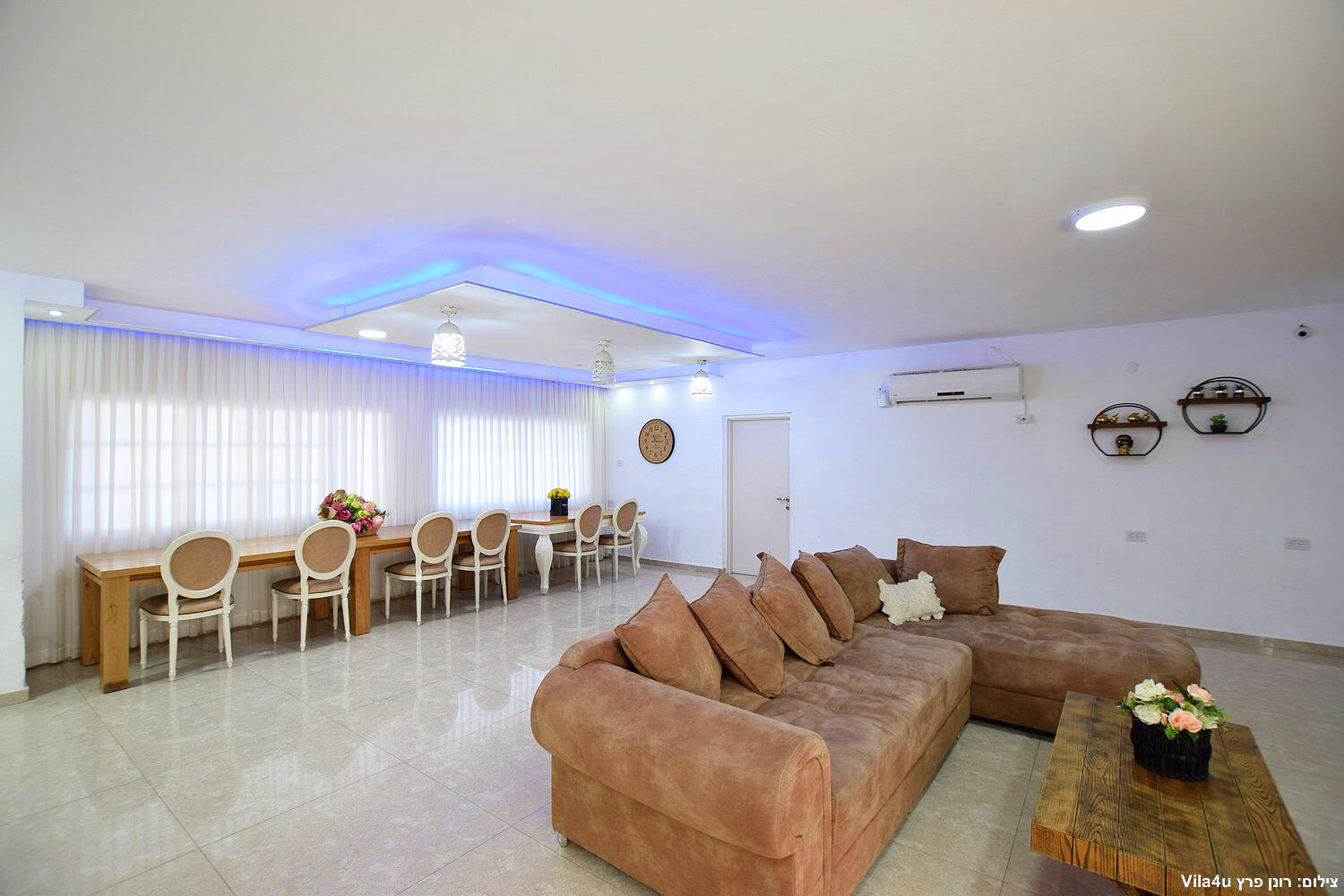 אחוזת וילג דרום  11  נופש - וי פור ויקיישן - V for Vacation