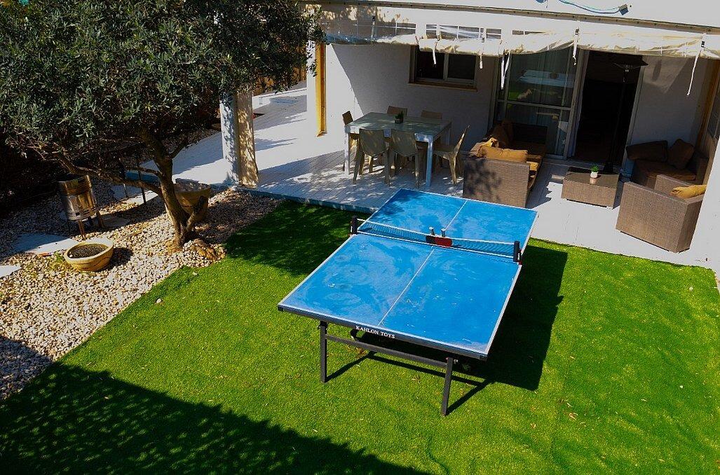 וילה קיסריה על החוף מרכז  15  נופש - וי פור ויקיישן - V for Vacation