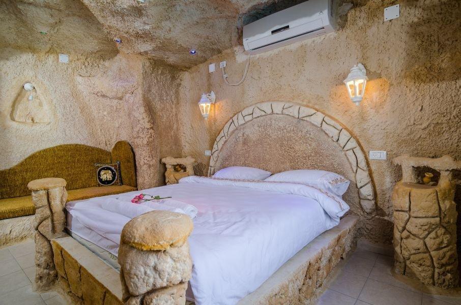 מערות נוף הצוק צפון  20  נופש - וי פור ויקיישן - V for Vacation