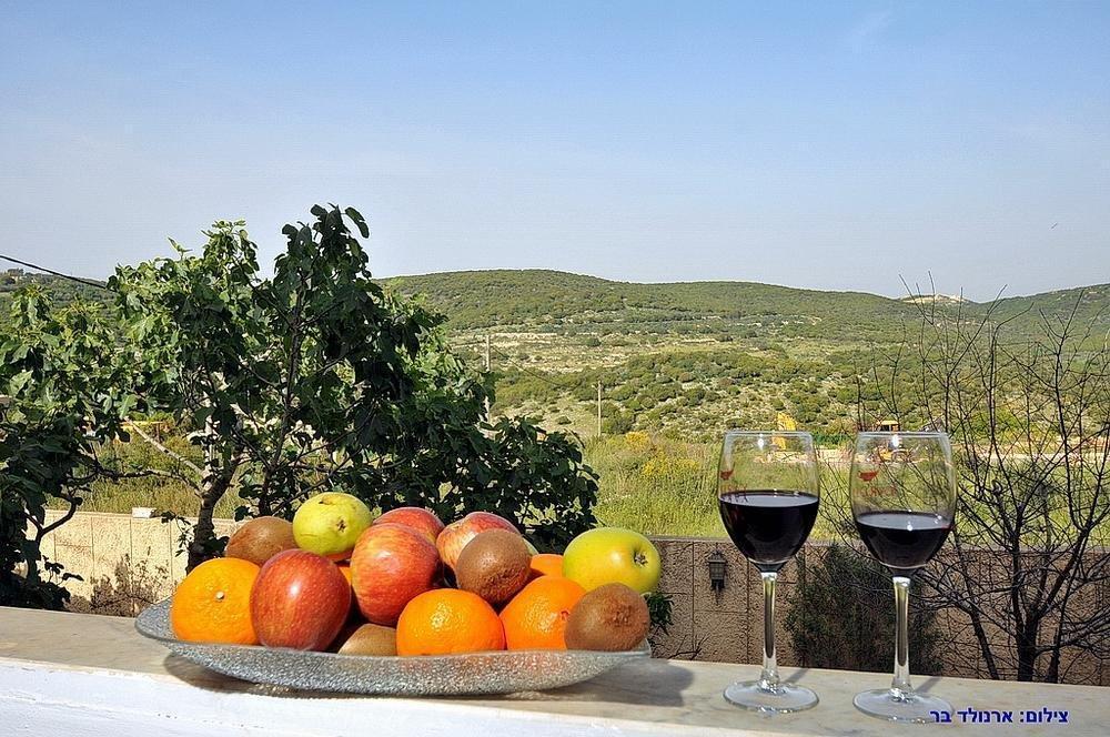 אחוזת אלונים ירכא צפון  7  נופש - וי פור ויקיישן - V for Vacation